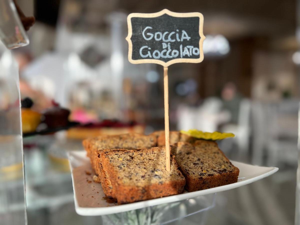 Hotel Soleblu Римини Екстериор снимка