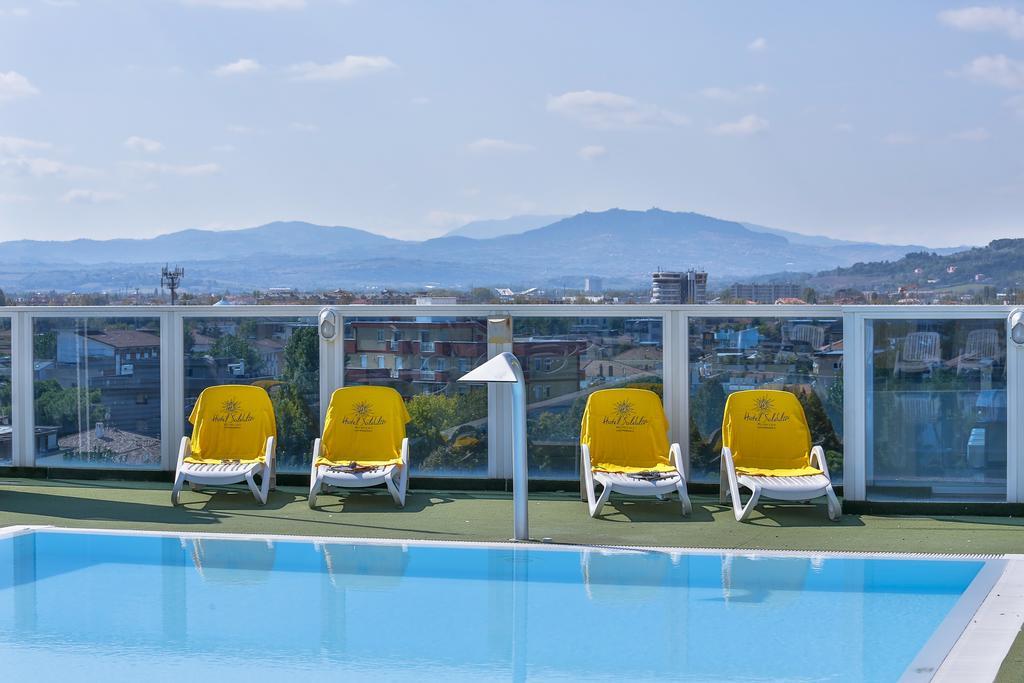 Hotel Soleblu Римини Екстериор снимка